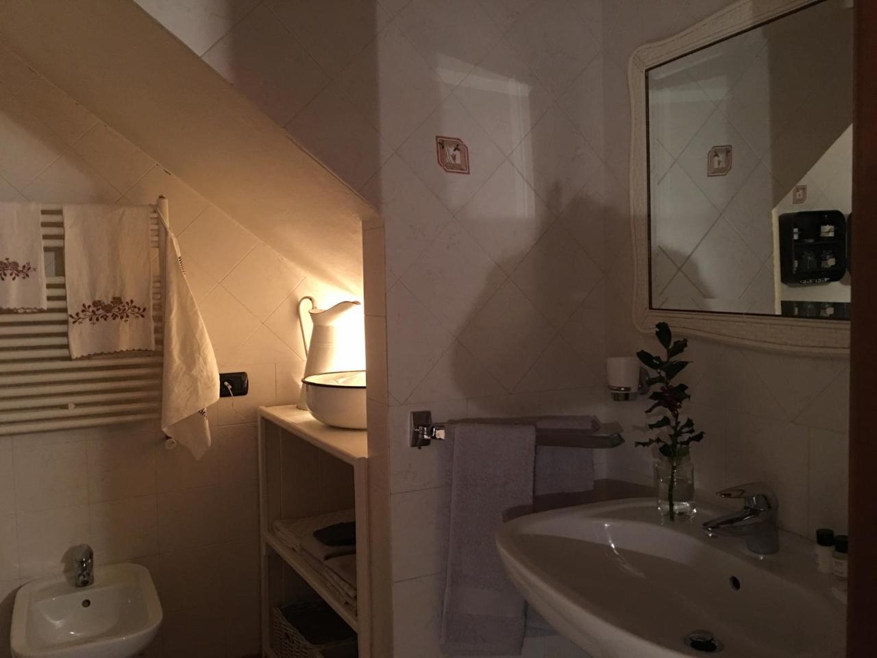 Casa Vacanza Castagna Nesso Extérieur photo
